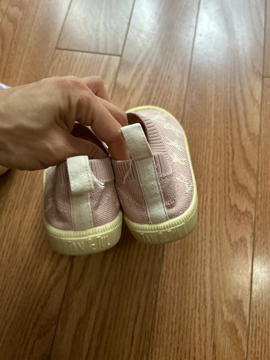 Two Pairs of Jan & Jul Kids Knit Shoes Toddler Size 8 - photo 5