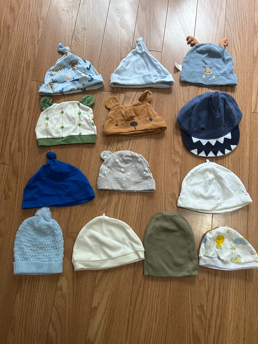 Set of 12 Baby Infant Hats Size 0-2age