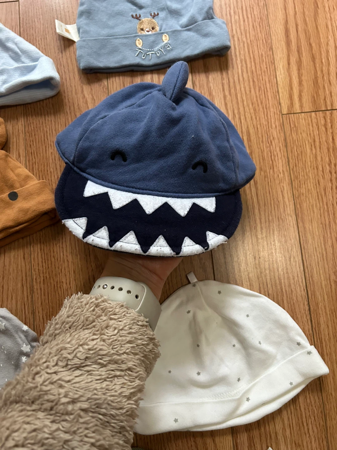 Set of 12 Baby Infant Hats Size 0-2age - photo 2