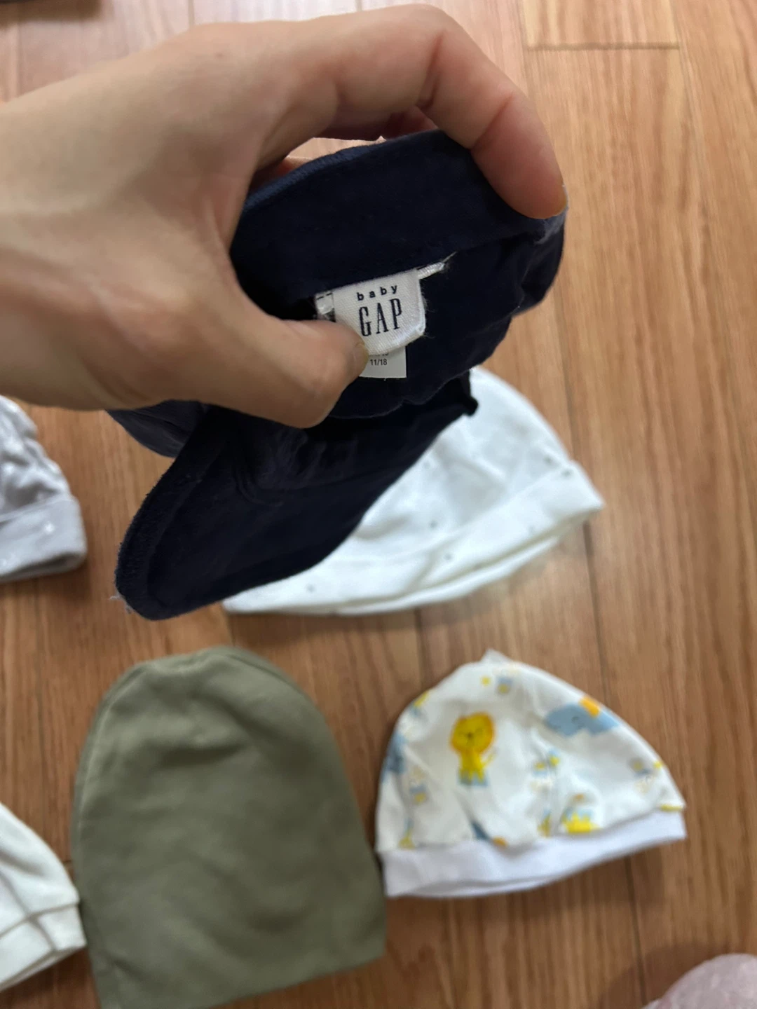 Set of 12 Baby Infant Hats Size 0-2age - photo 3