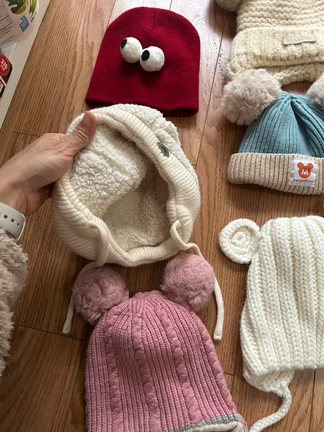 12 pieces Hats and one scarf for Toddler Size 1-3 age - photo 3