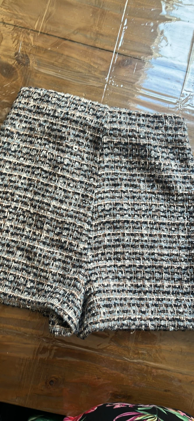 Zara Tweed Shorts XS - photo 2