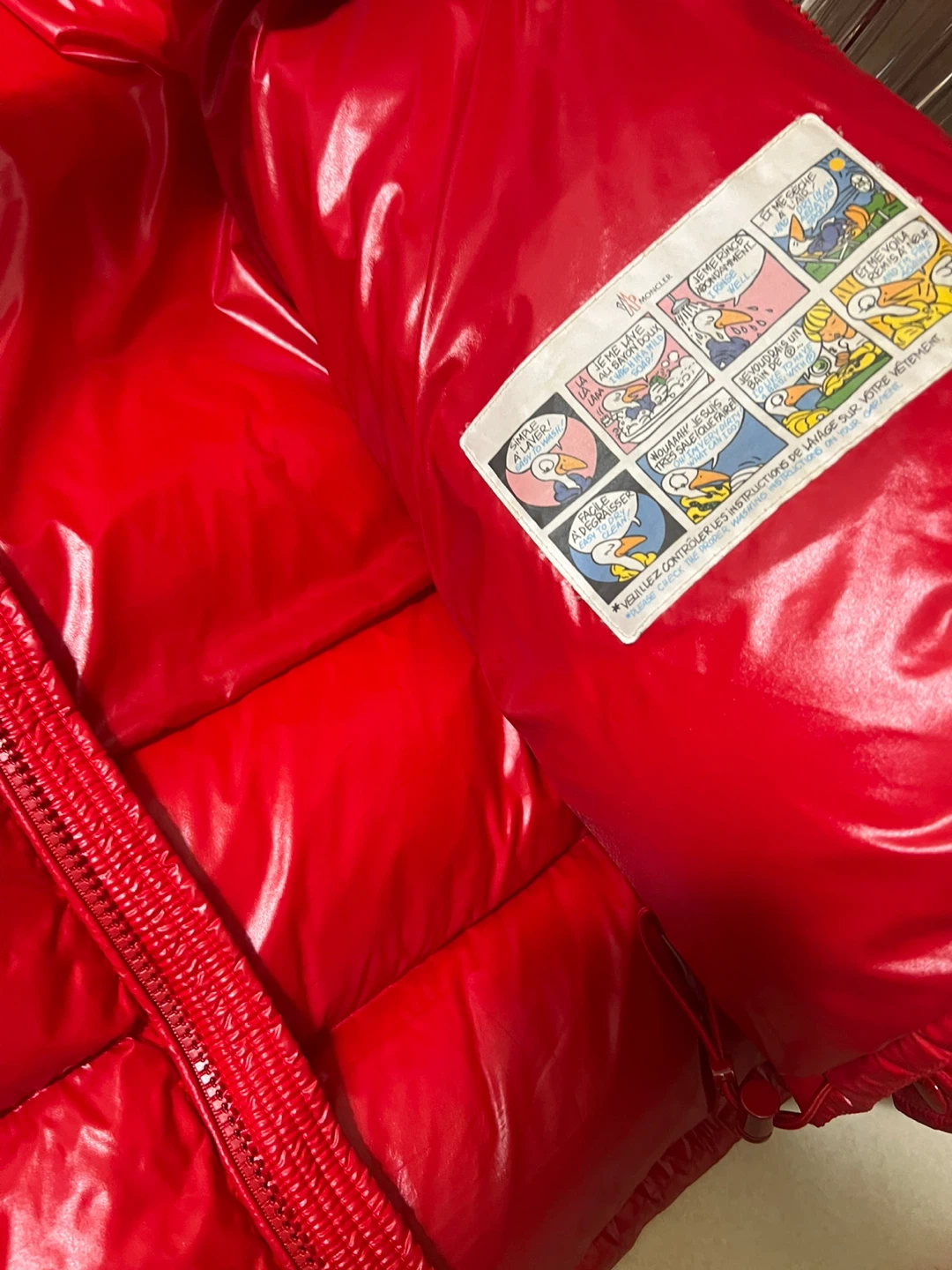 Moncler Red Down Jacket - photo 4
