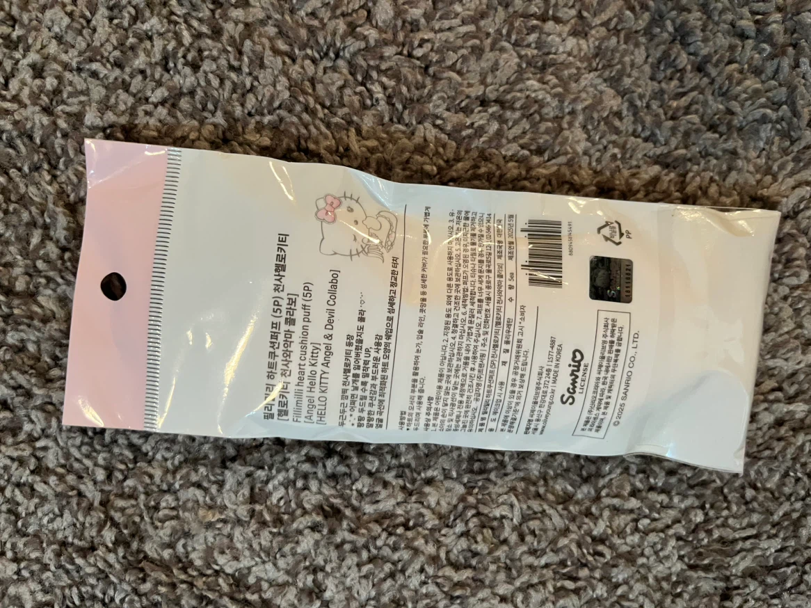 FilliMilli Hello Kitty Heart Cushion Puff (5-Pack) - photo 2