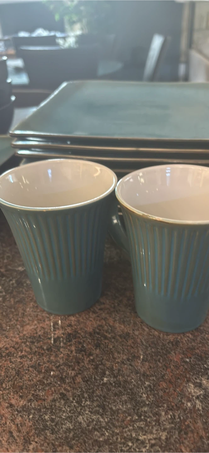 Square Dishware Set - photo 2