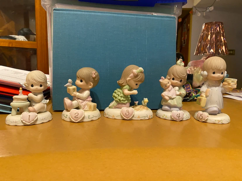 Set of 5 Precious Moments Birthday Figurines - photo 2
