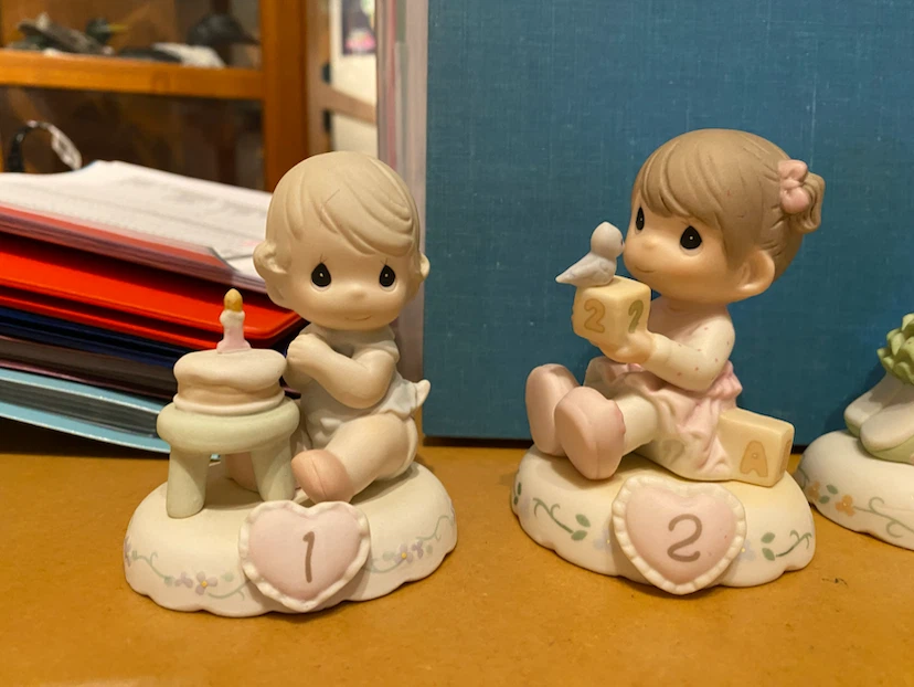 Set of 5 Precious Moments Birthday Figurines - photo 3