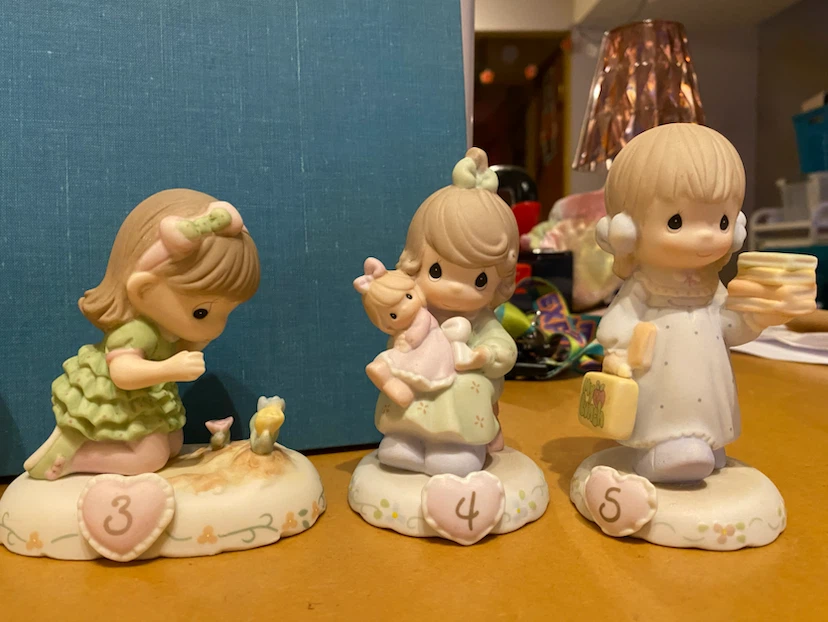 Set of 5 Precious Moments Birthday Figurines - photo 5