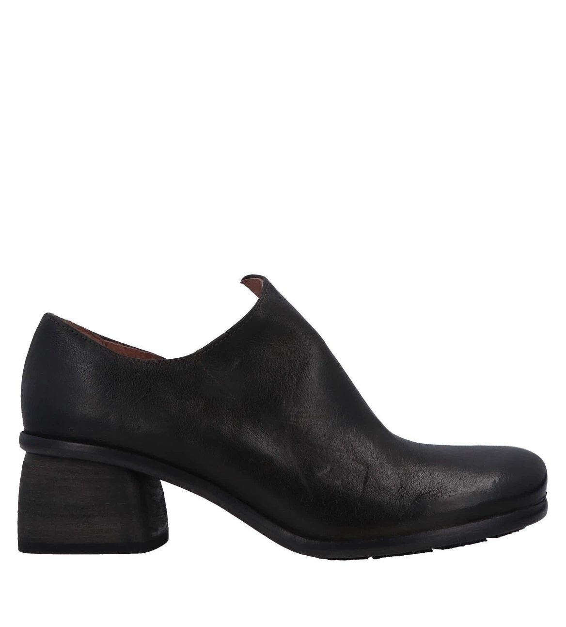 Black leather fall  shoes
