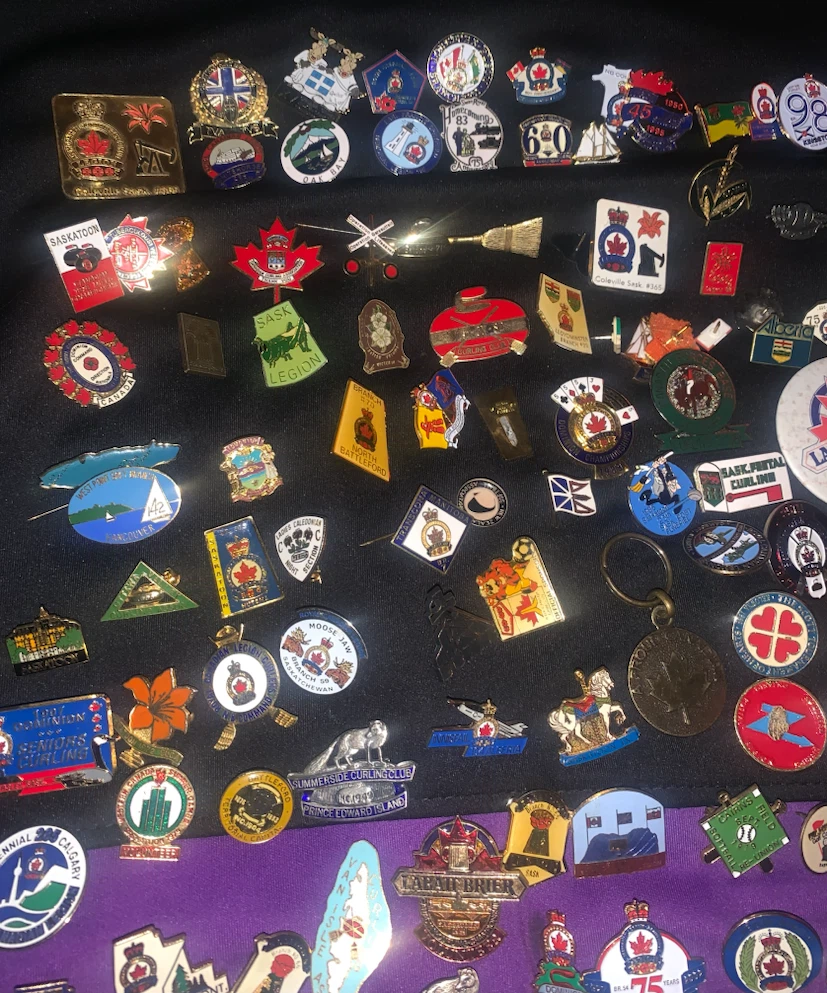 Large Collection of Vintage Canadian Curling and Legion Pins - photo 2