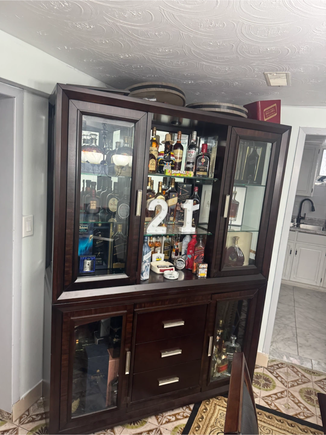 Dining Room Set with Buffet Hutch - photo 2