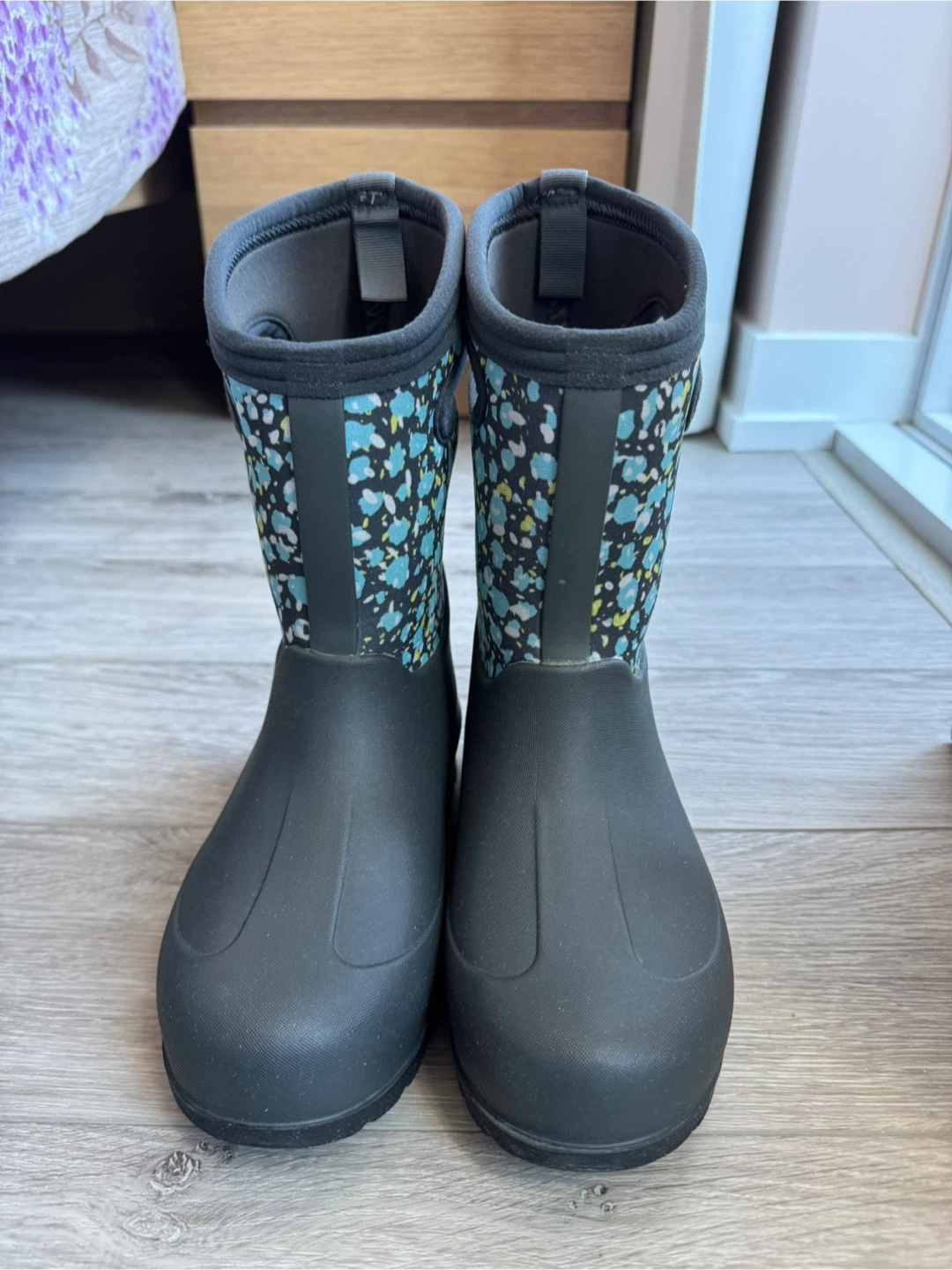 Kids Bogs Youth Neo Classic Winter Boots Size 2