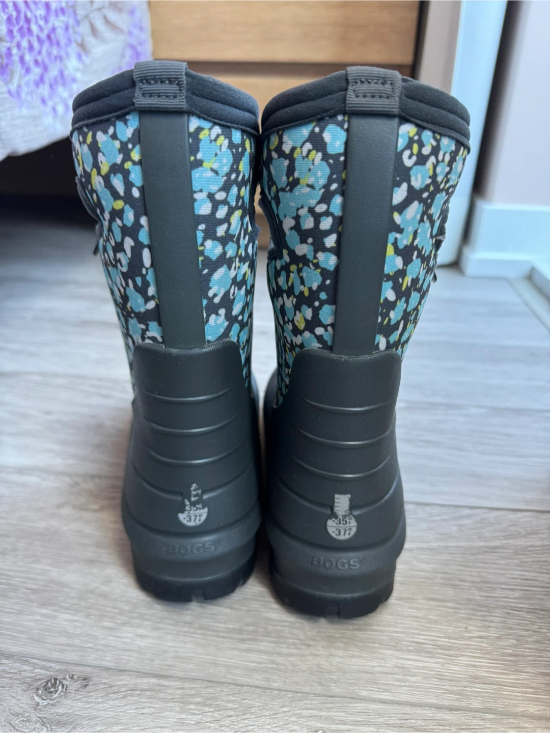 Kids Bogs Youth Neo Classic Winter Boots Size 2 - photo 3