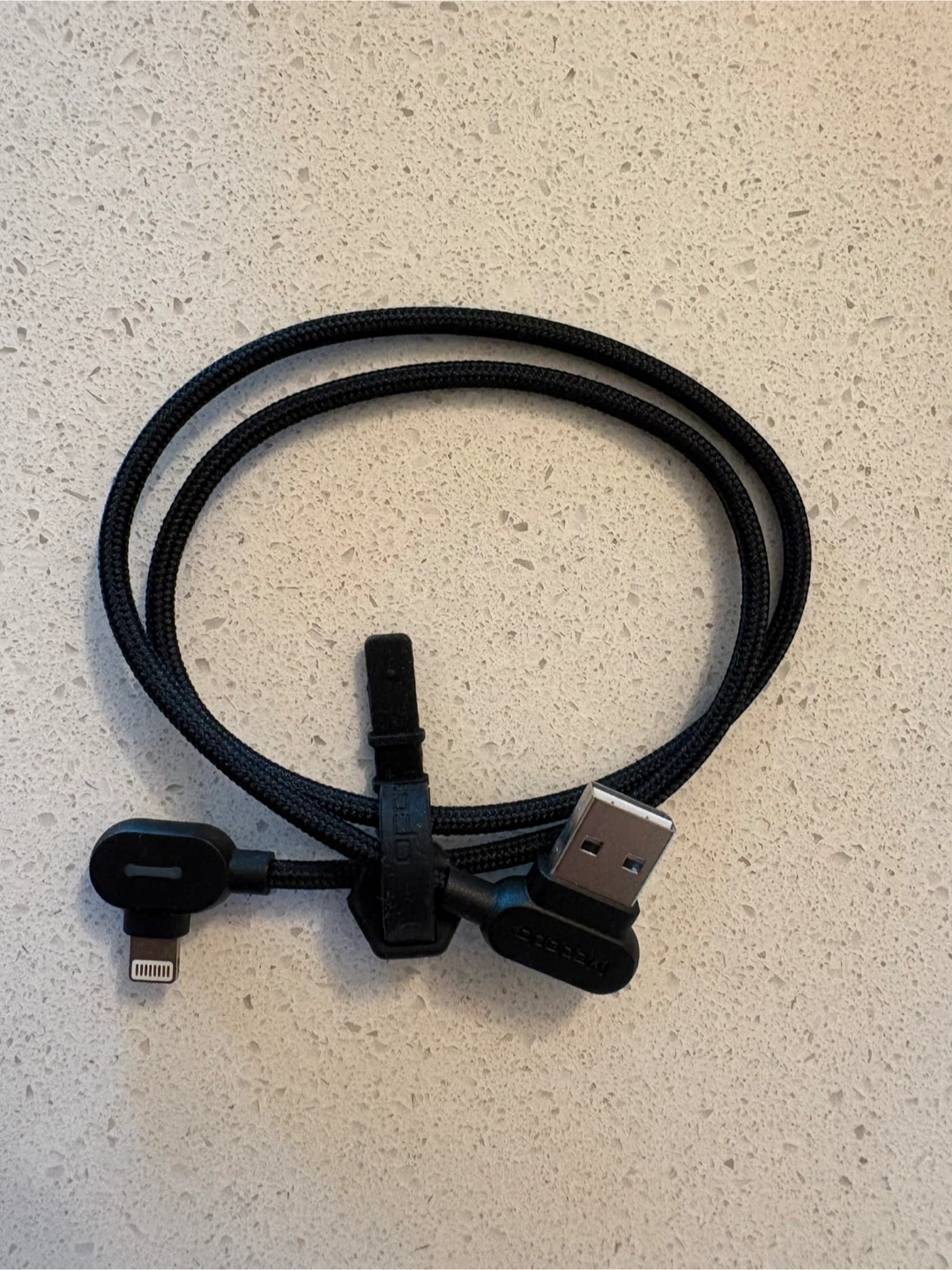 New lightning cable - cable lightning neuf - photo 2