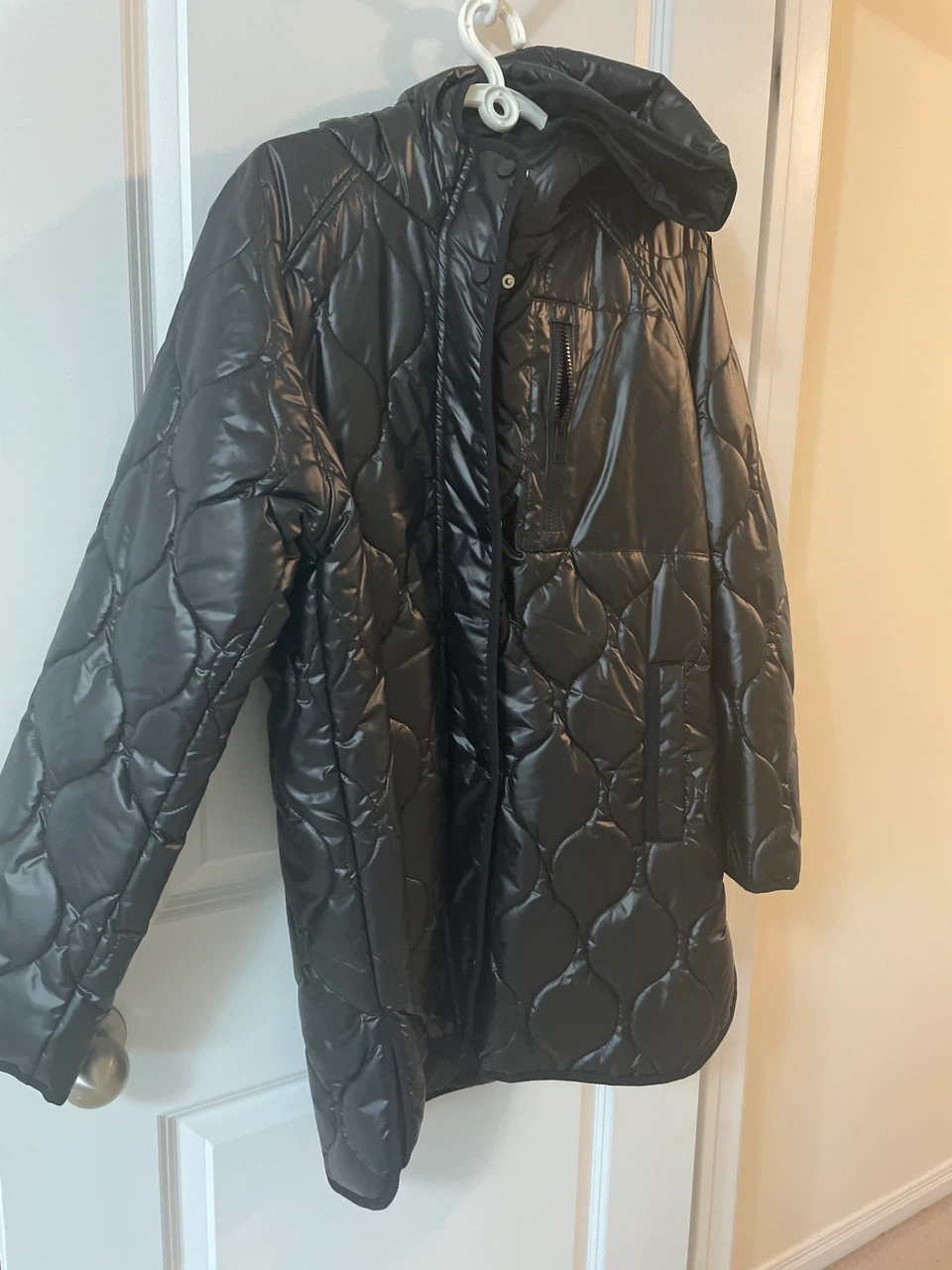 Brand new size L Northern Reflections Black Quilted Jacket