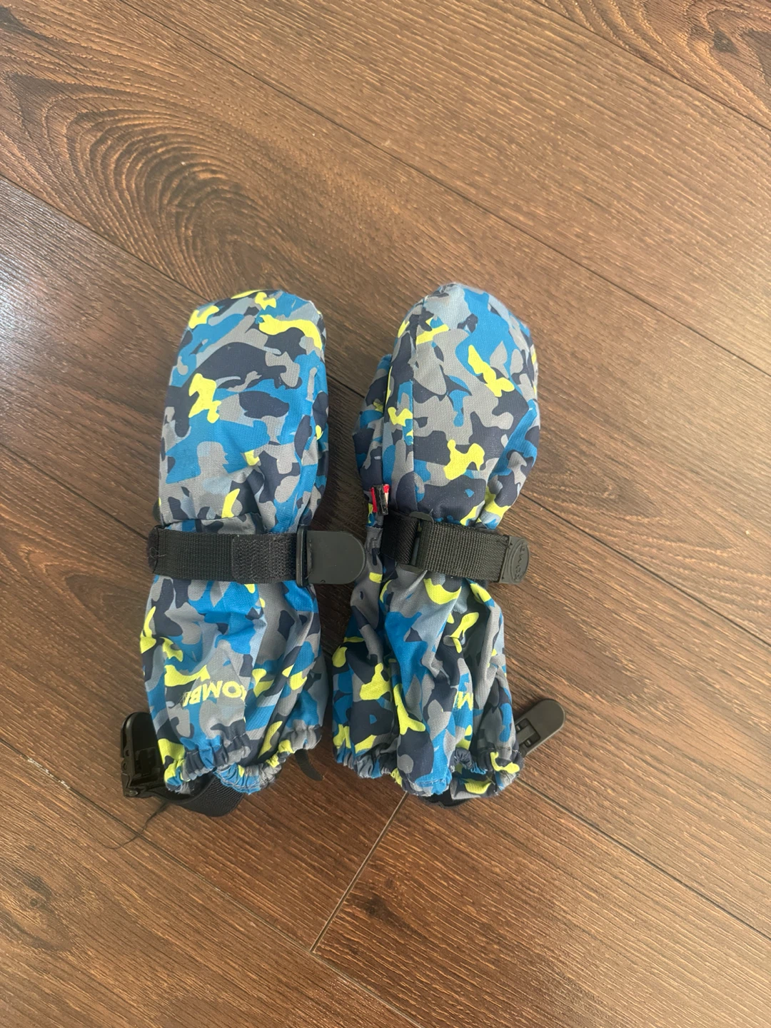 Kombi Kids Camouflage Mittens