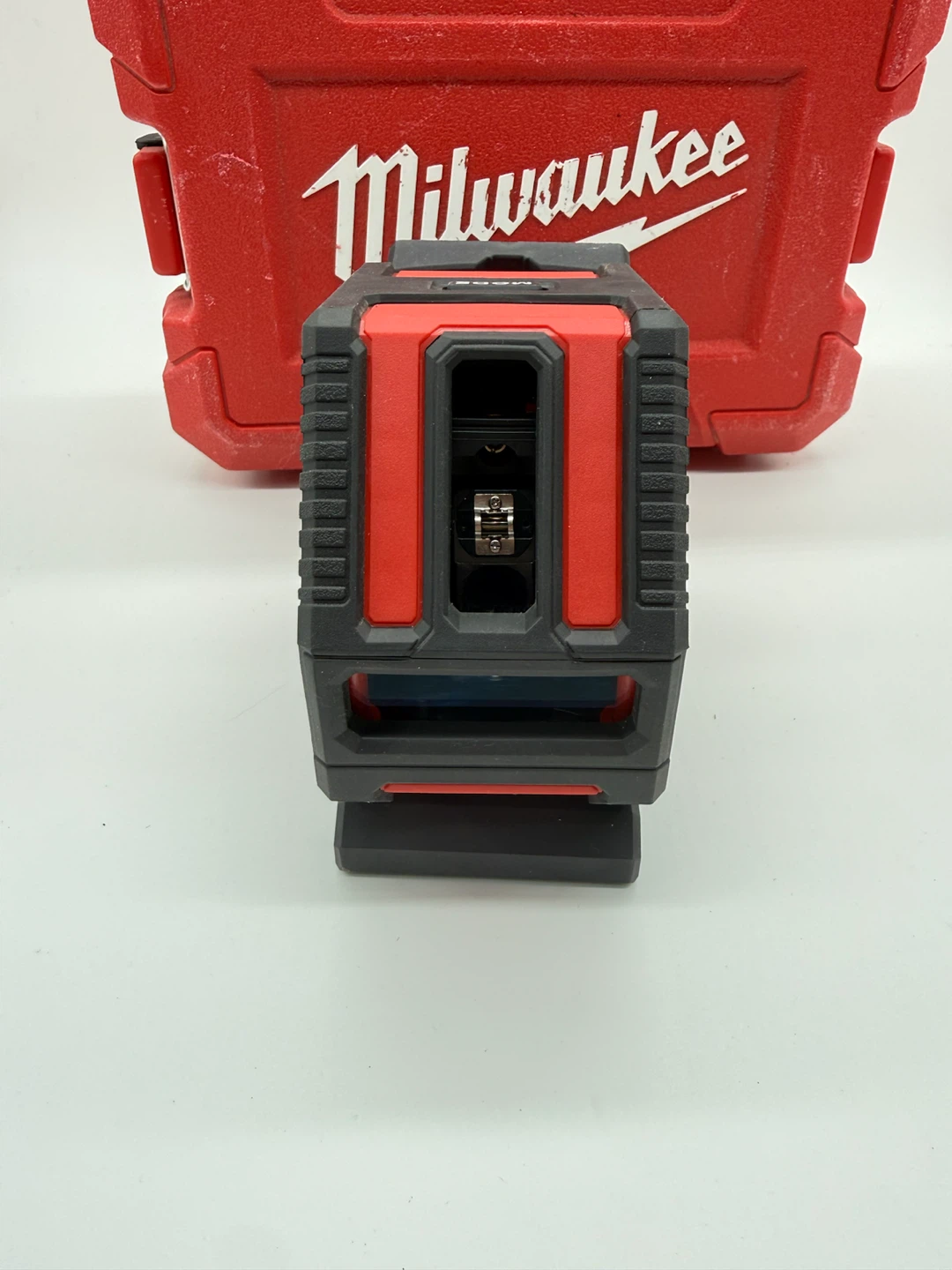Milwaukee 100 ft. Green Cross Line Laser Model #3421 - photo 3