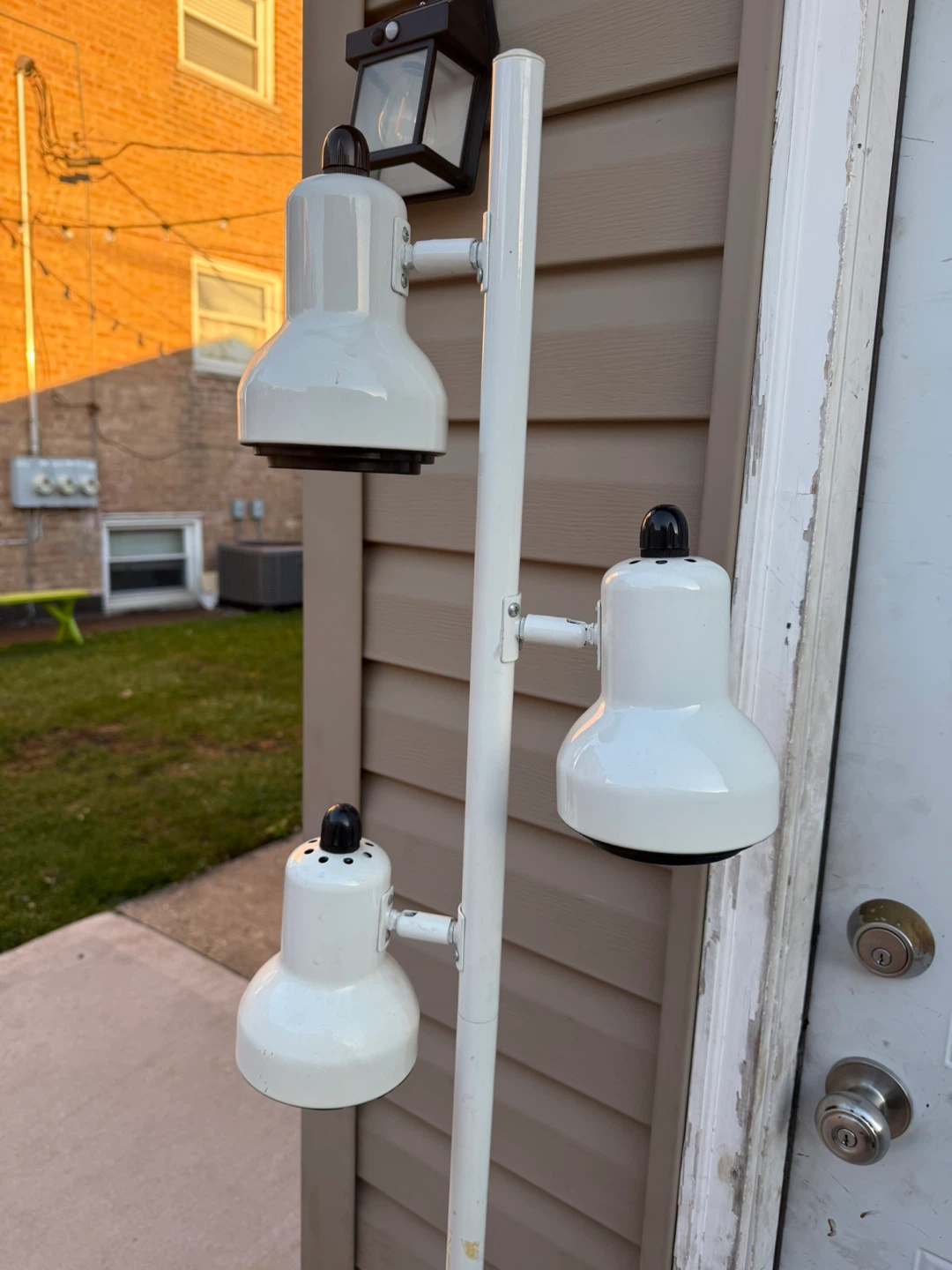 White Three-Head Floor Lamp - photo 2