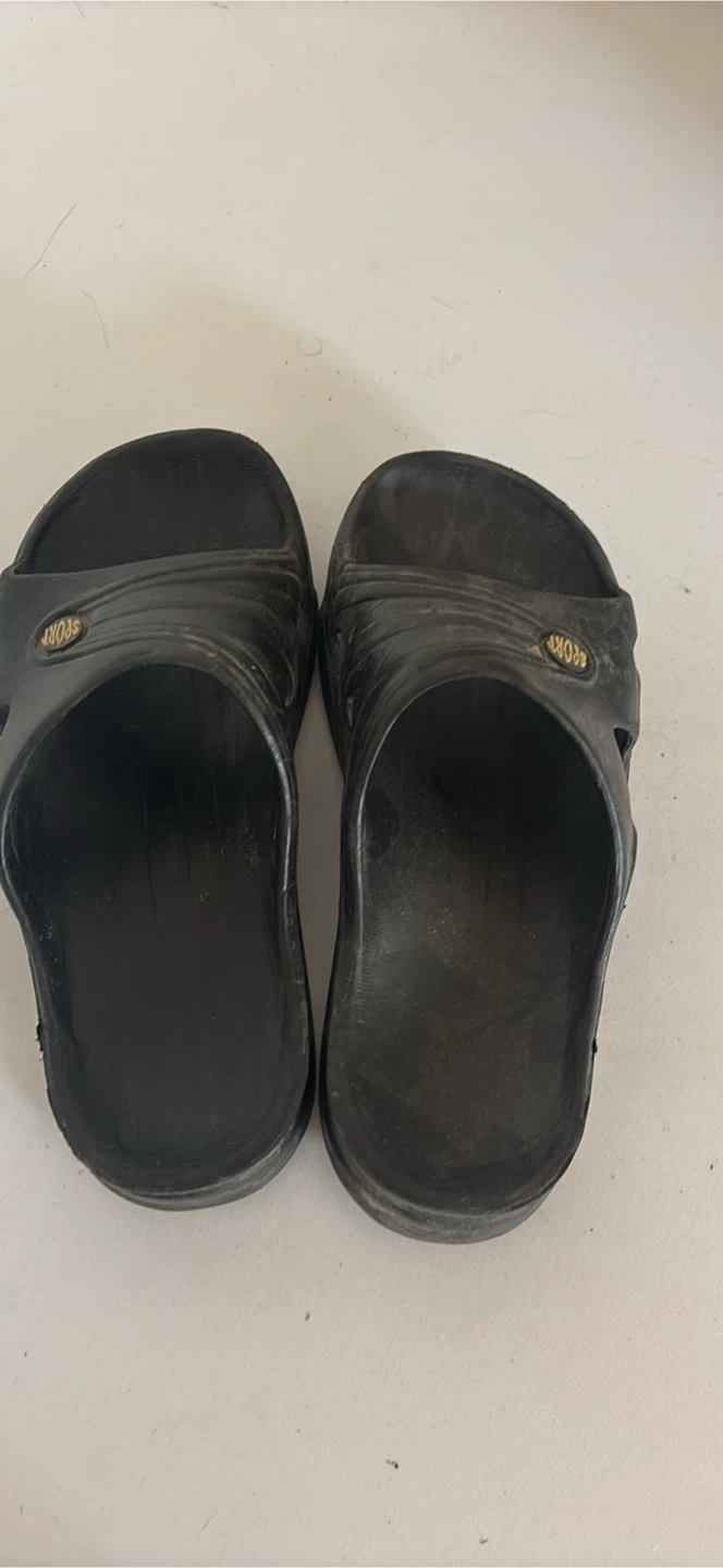 Black Sport Slides Size 36 - photo 2