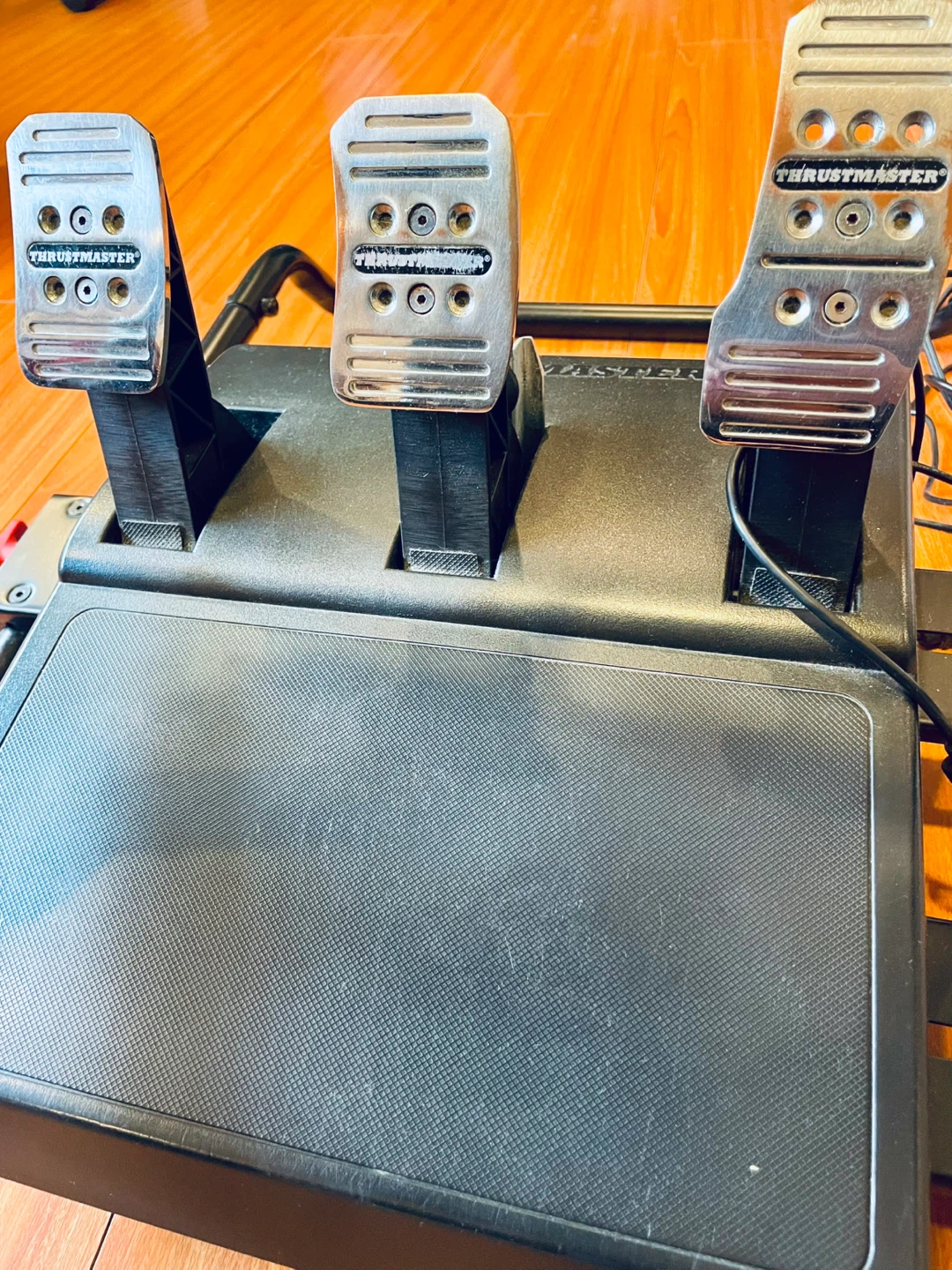Racing Simulator Setup – Next Level Racing + Thrustmaster - photo 4