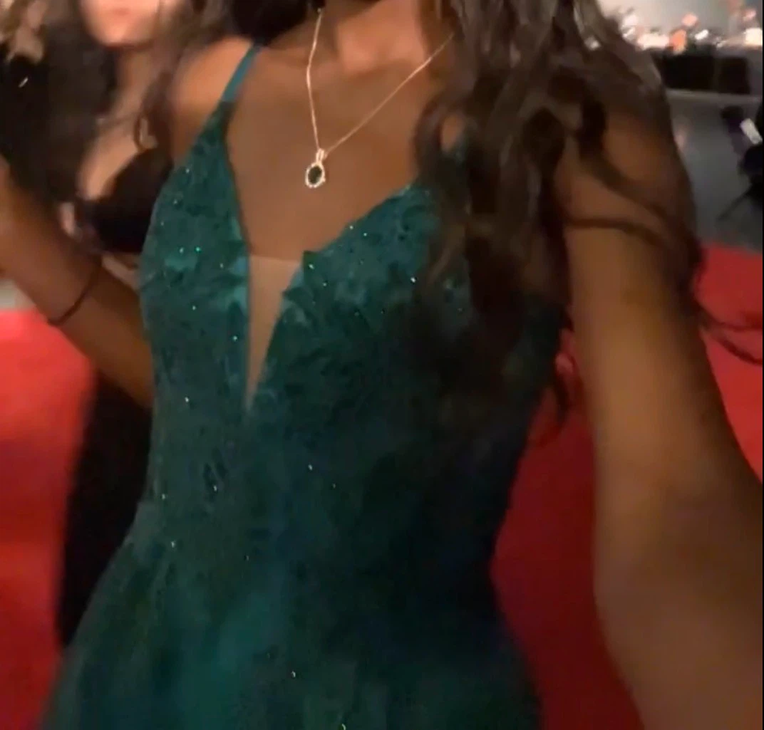 Emerald Green Formal Gown - photo 3