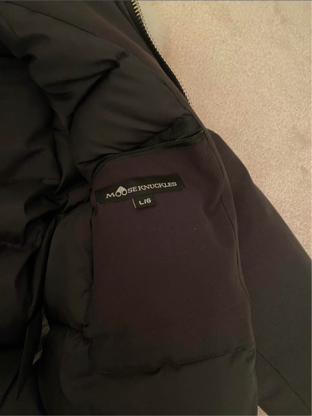 Moose Knuckles Winter Jacket - Large - photo 3