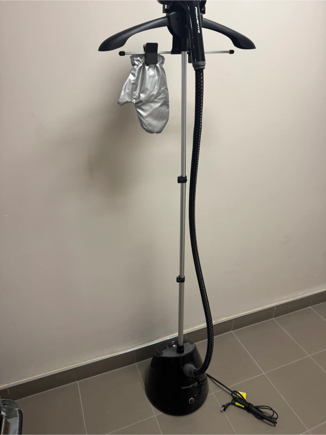 Rowenta Pro Style One Garment Steamer - photo 2