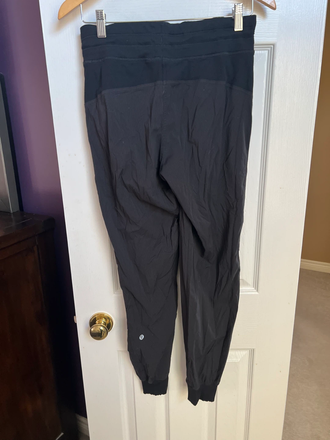Lululemon Dance Studio Mid-Rise Joggers, Black, Size 6 - photo 3