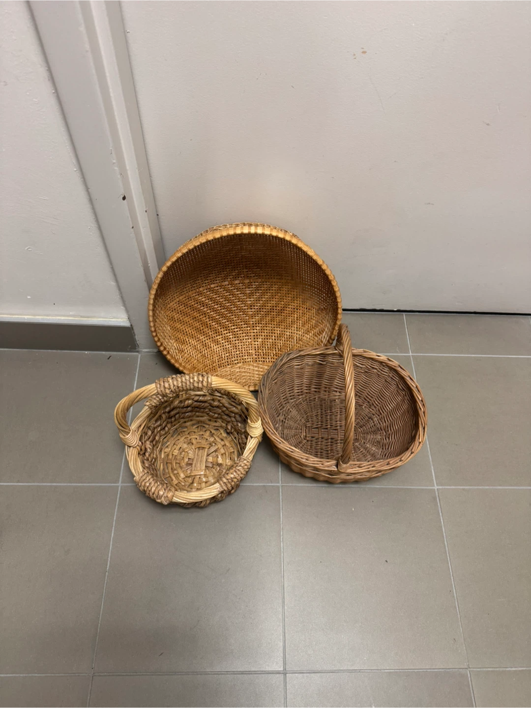 Baribocraft Wooden Bowl and Wicker Baskets