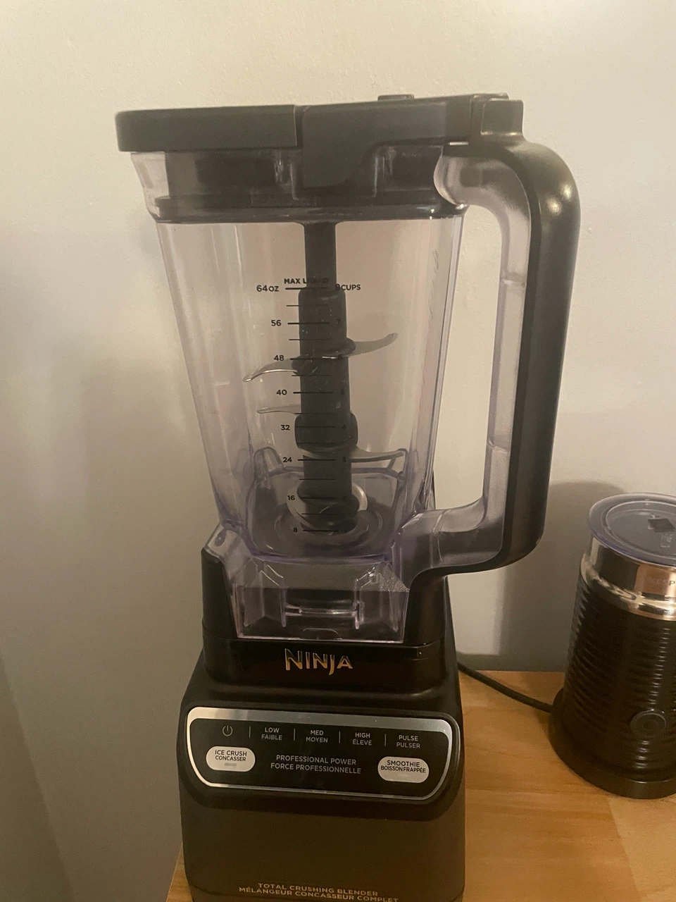 Ninja Total Crushing Blender - photo 2