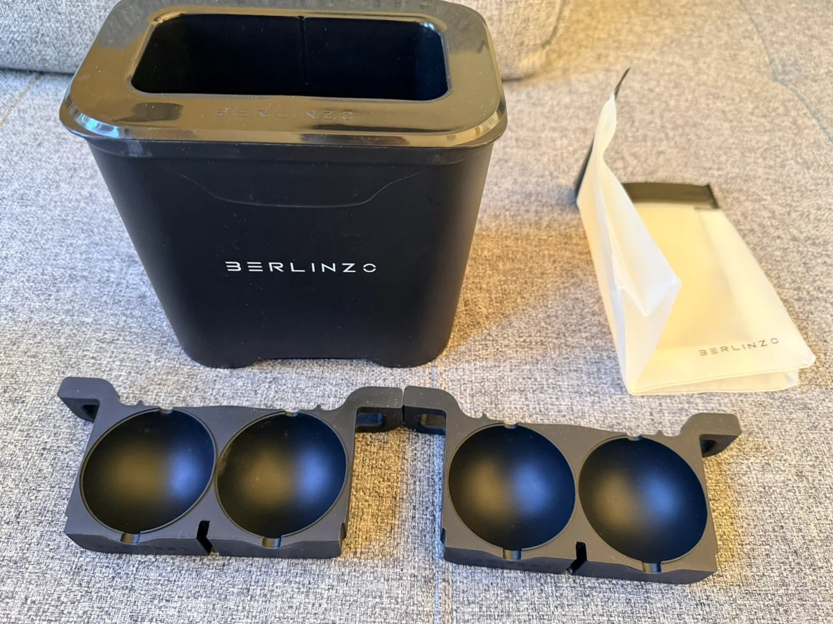 Berlinzo Crystal Clear Ice Ball Maker - photo 2