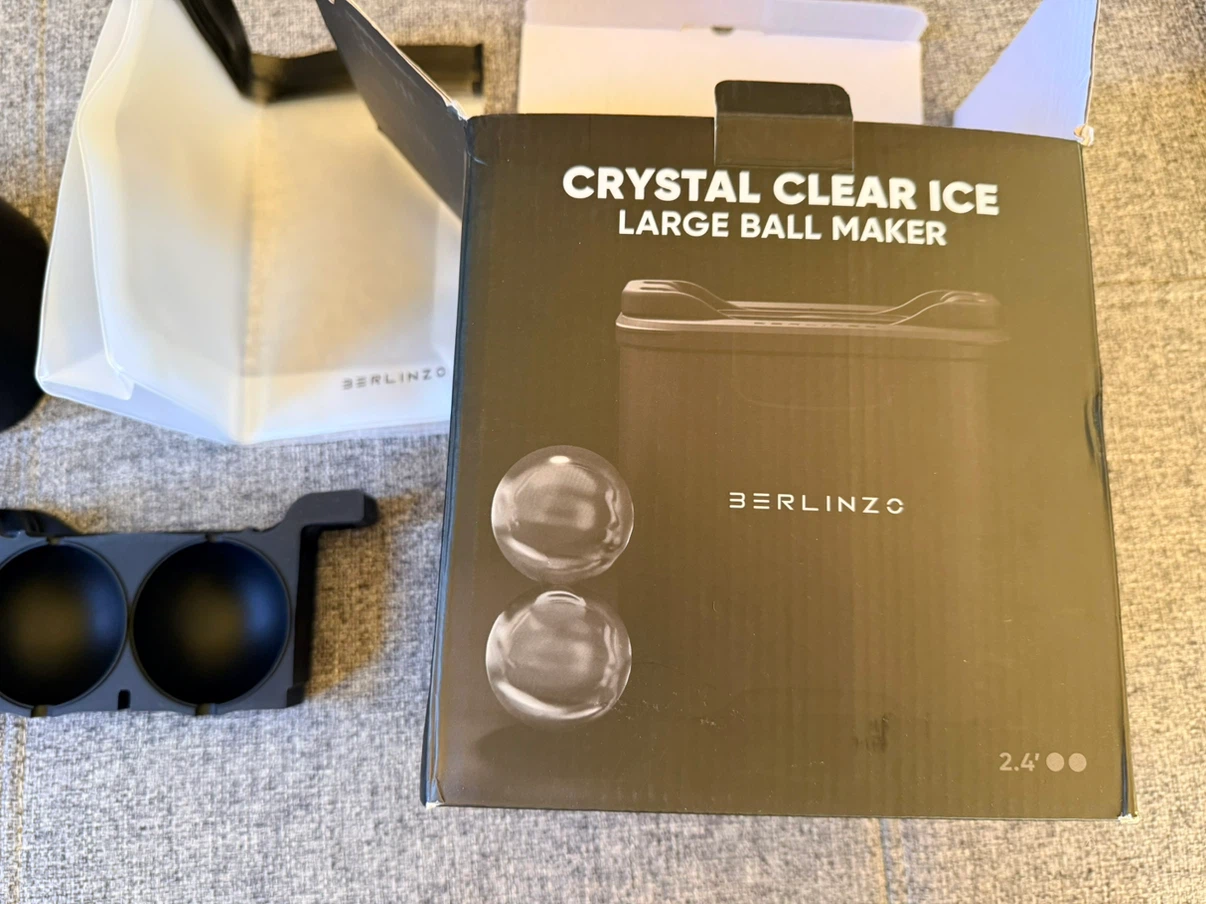 Berlinzo Crystal Clear Ice Ball Maker - photo 3