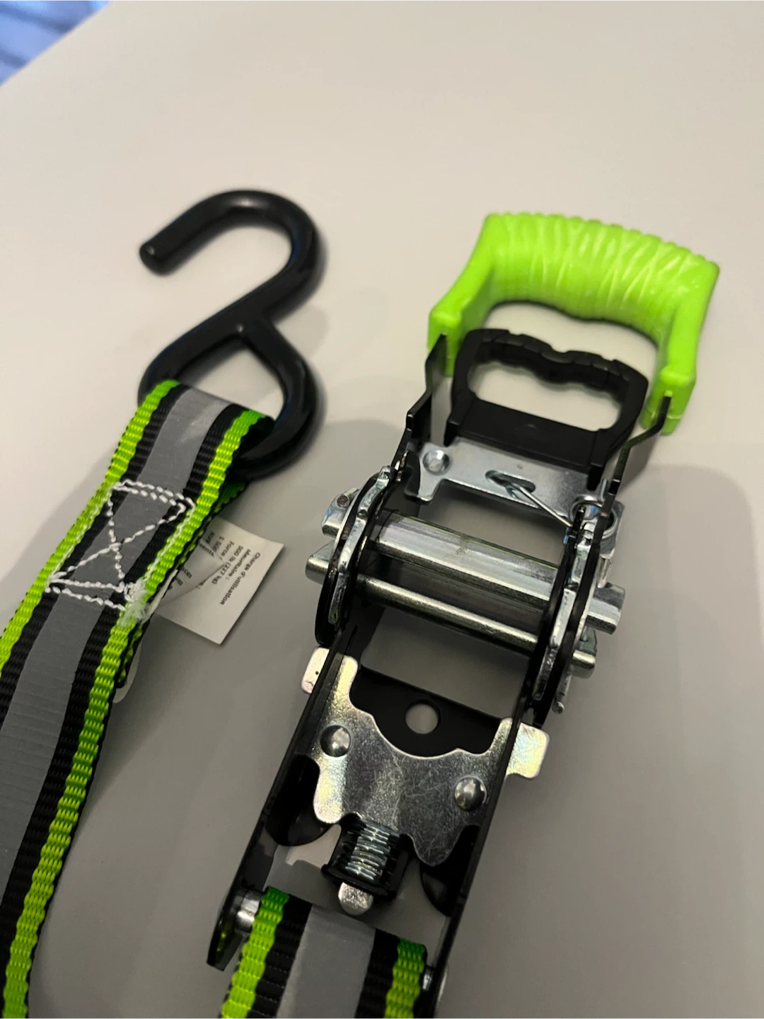 MotoMaster 1500-lb Reflective Ratchet Straps 4-Pack