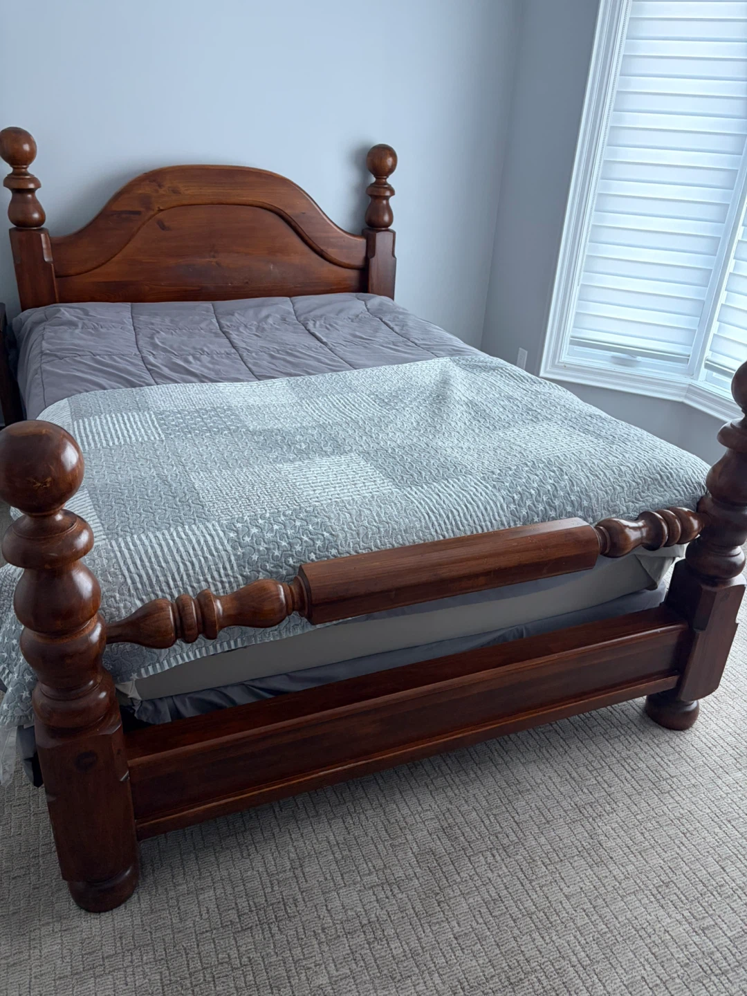 Queen size wooden bed w/frame