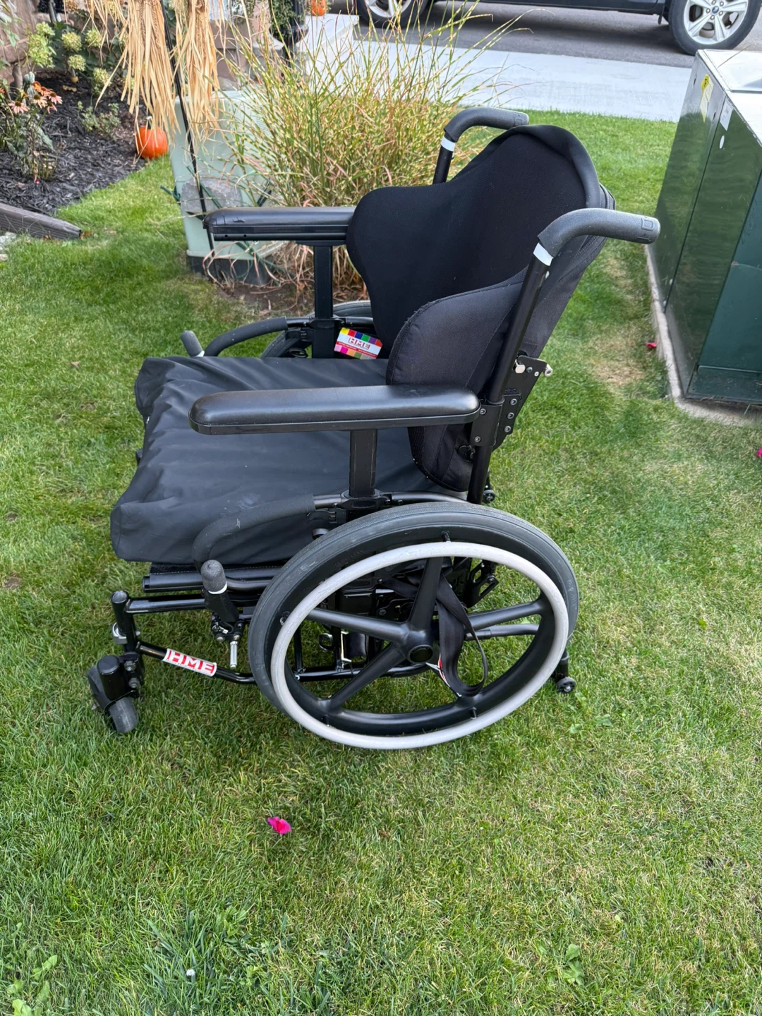 Power Plus Mobility Wheelchair with Roho Cushion - photo 2