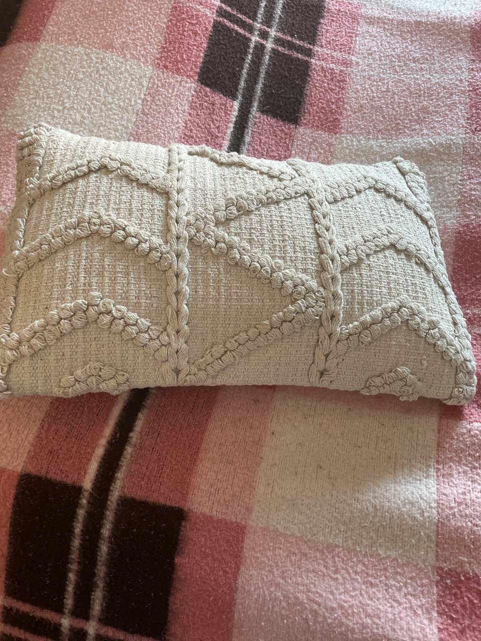 Bouclair Textured Throw Pillow Off-White - photo 5