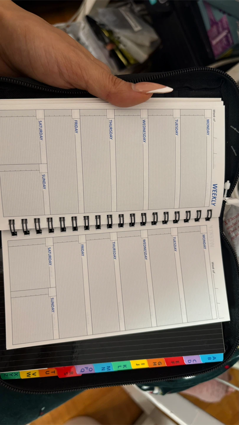 Day Runner Spiral Pocket Planner