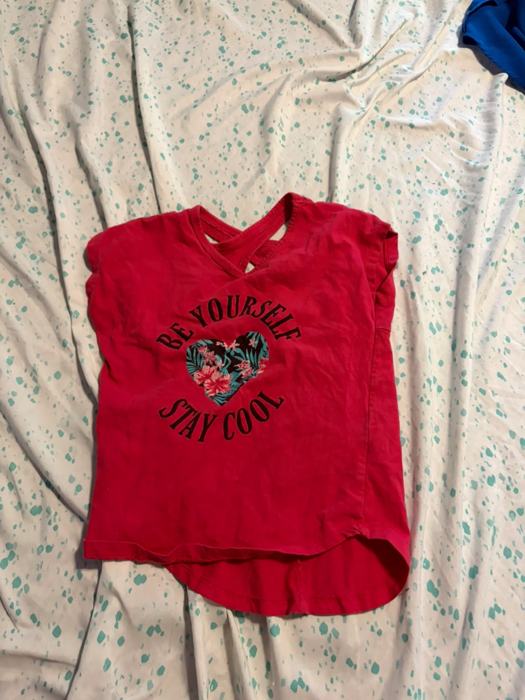 BeLive Red Graphic T-Shirt Size 5