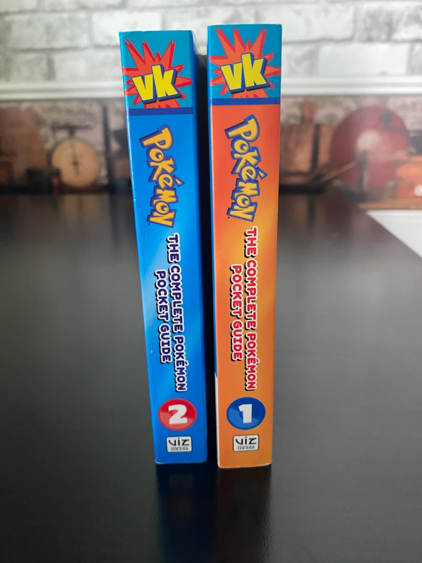 Pokémon The Complete Pokémon Pocket Guide Box Set - photo 2
