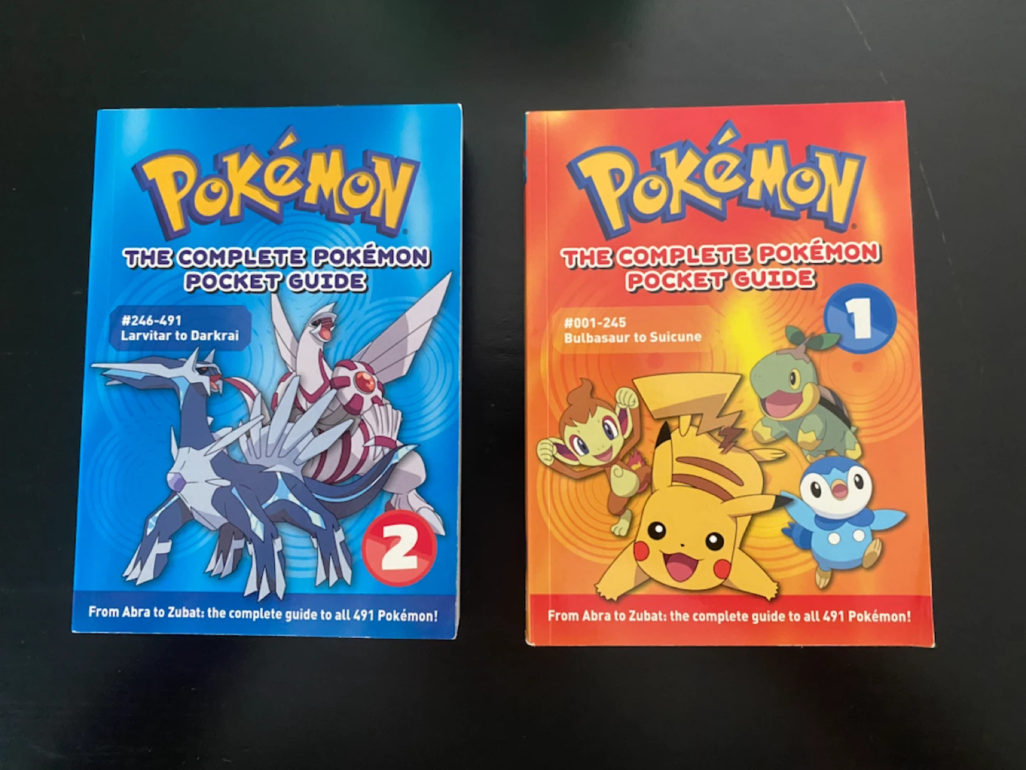 Pokémon The Complete Pokémon Pocket Guide Box Set