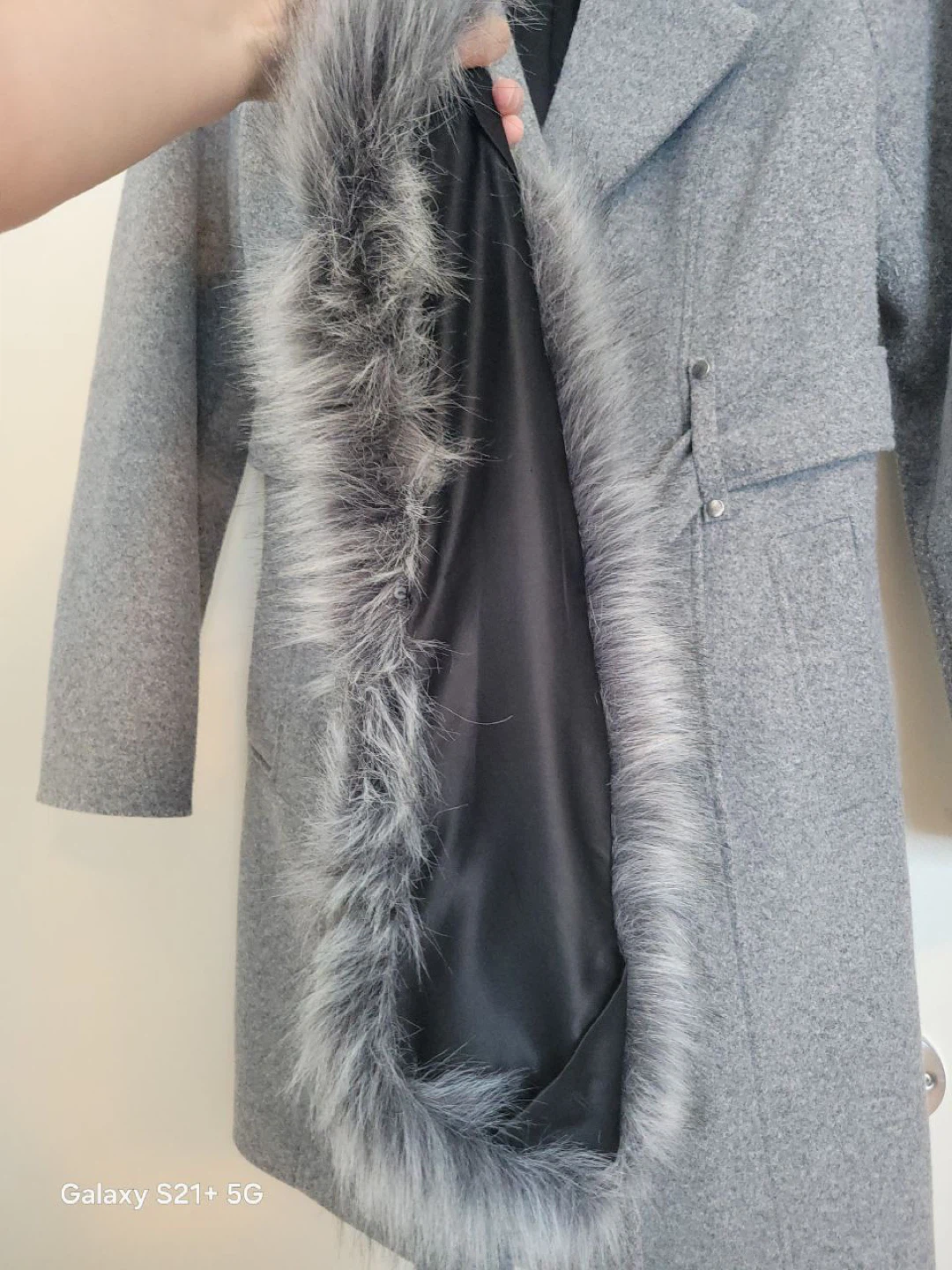 Laura Elegant Grey Wool Coat - photo 4