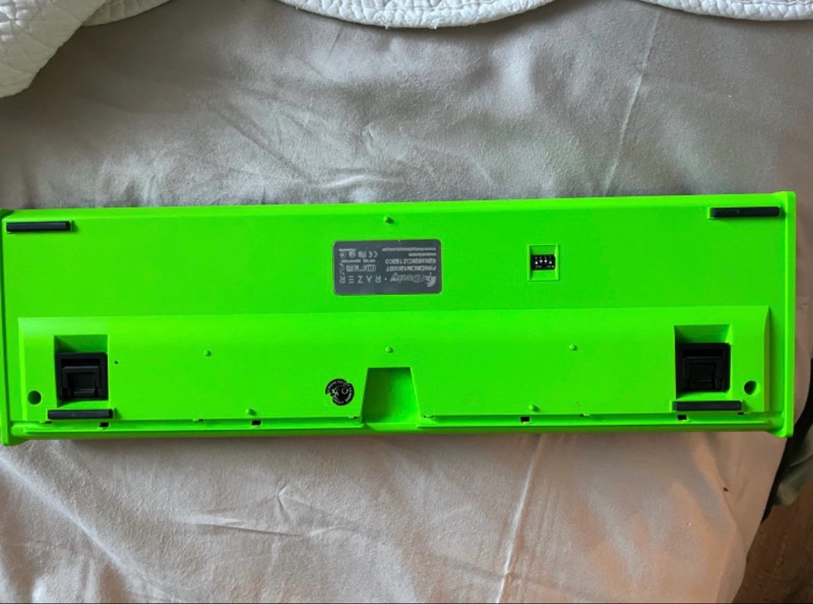 Ducky x Razer One 2 Mechanical Keyboard - photo 2