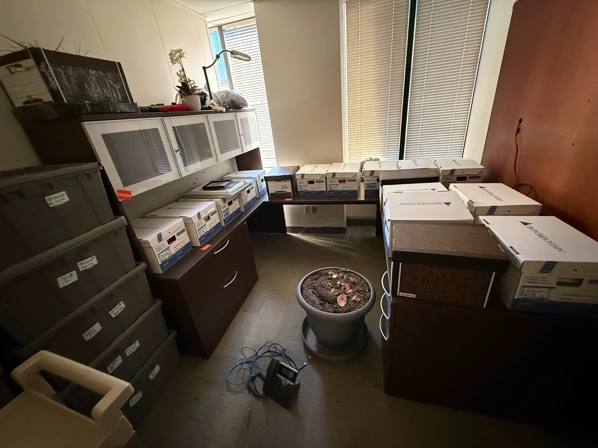 Office Desk with Overhead Storage