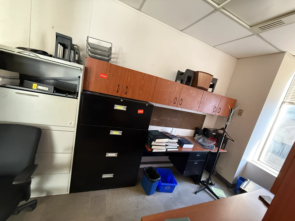 Office Desk with Overhead Storage - photo 3