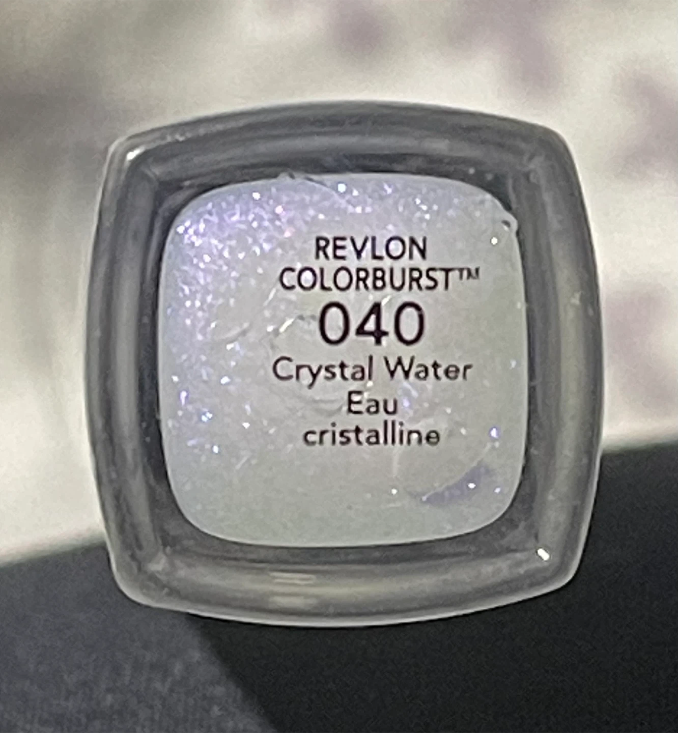 (NEW)Revlon ColorBurst Lip Gloss - 040 Crystal Water - photo 4