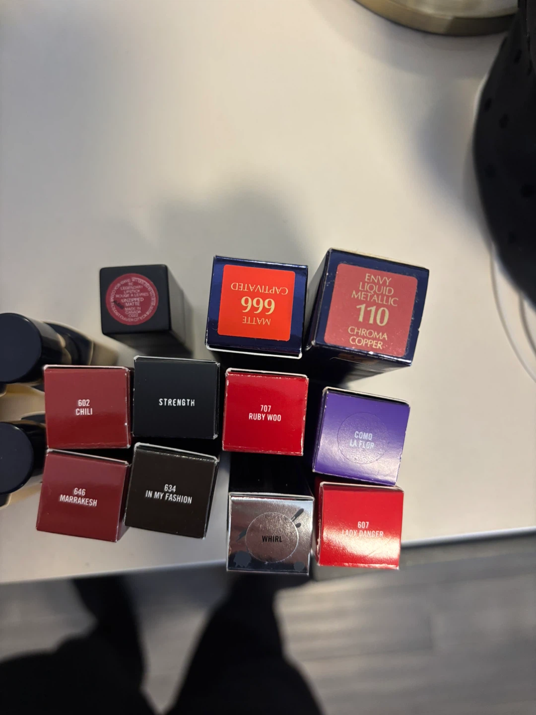 MAC & ESTEE LAUDER LIPSTICKS - photo 2