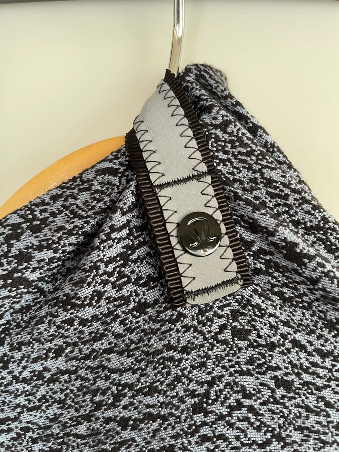 Lululemon Vinyasa Scarf - photo 4