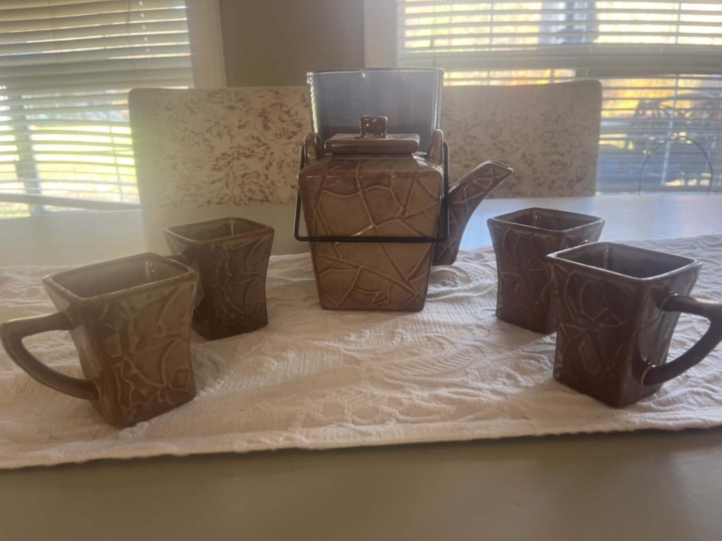 Ceramic Teapot and 4 Mug Tea Set