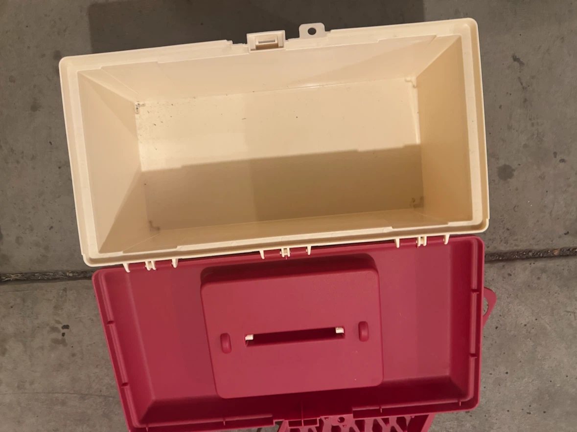 Small plastic Toolbox - photo 2