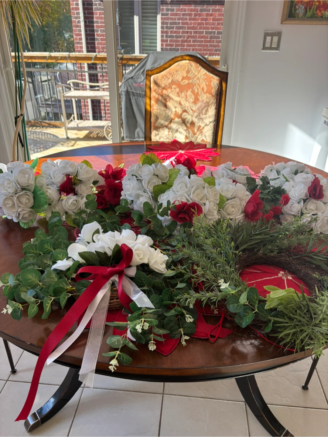 Wedding decor- Floral Arrangements and Rose Bouquets - photo 4